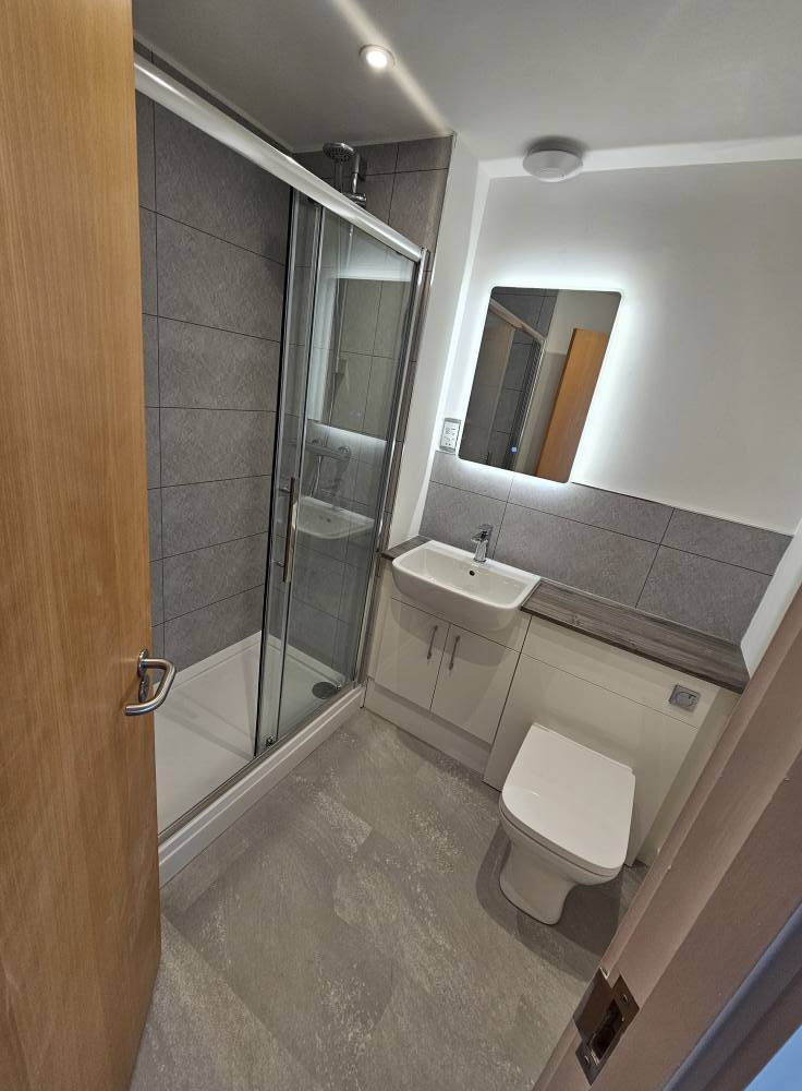 Modern bathroom with shower enclosure